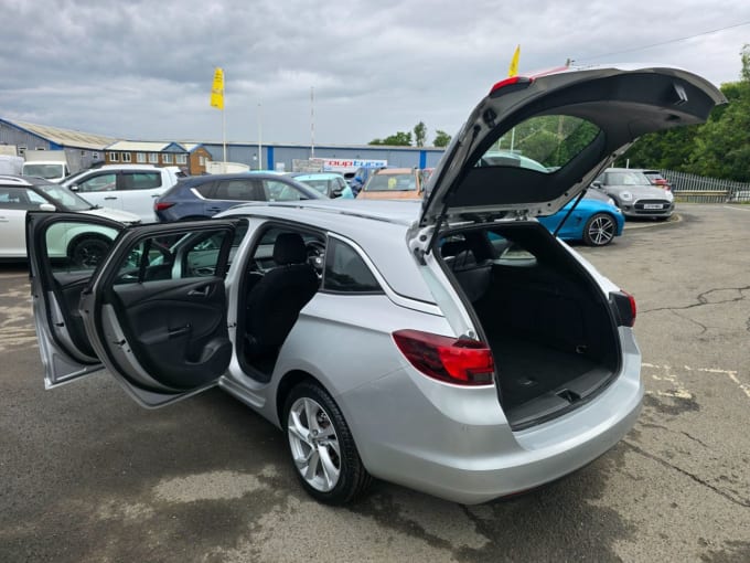 2025 Vauxhall Astra