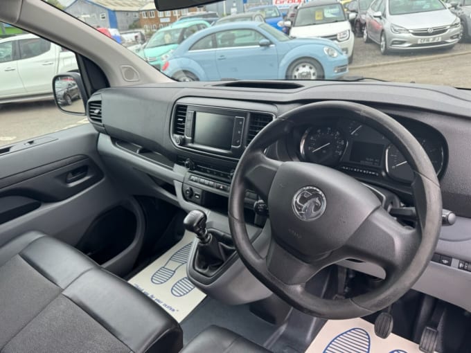 2025 Vauxhall Vivaro