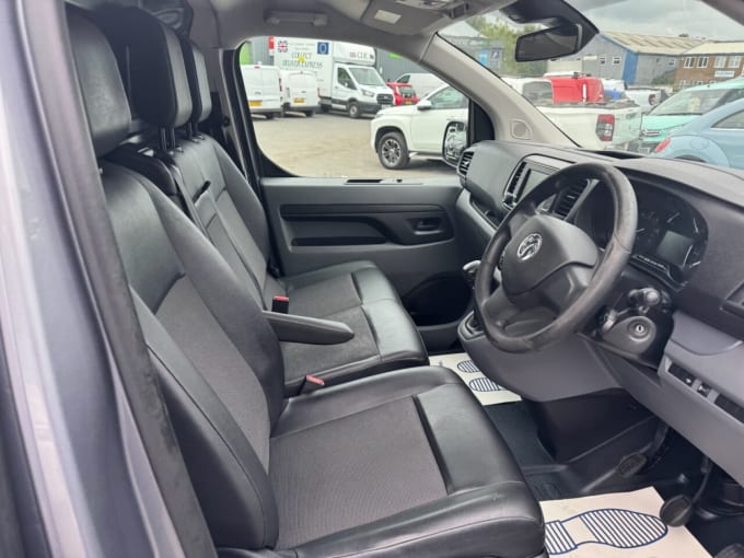 2025 Vauxhall Vivaro