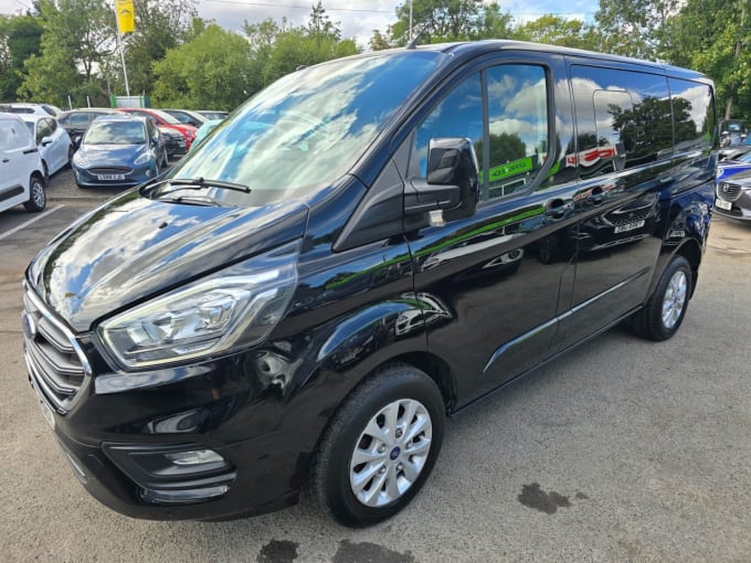 2025 Ford Transit Custom