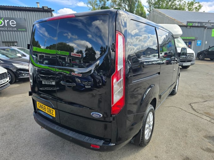 2025 Ford Transit Custom