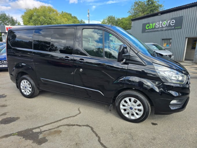 2025 Ford Transit Custom
