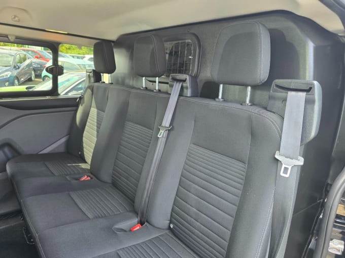 2025 Ford Transit Custom