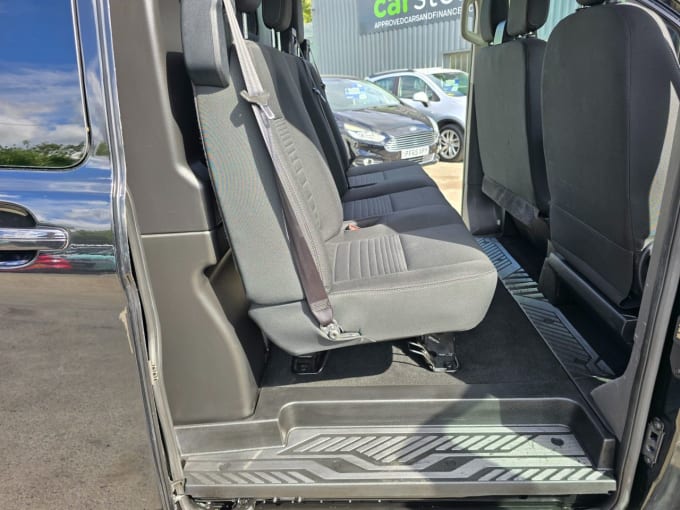 2025 Ford Transit Custom