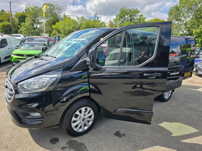 2025 Ford Transit Custom