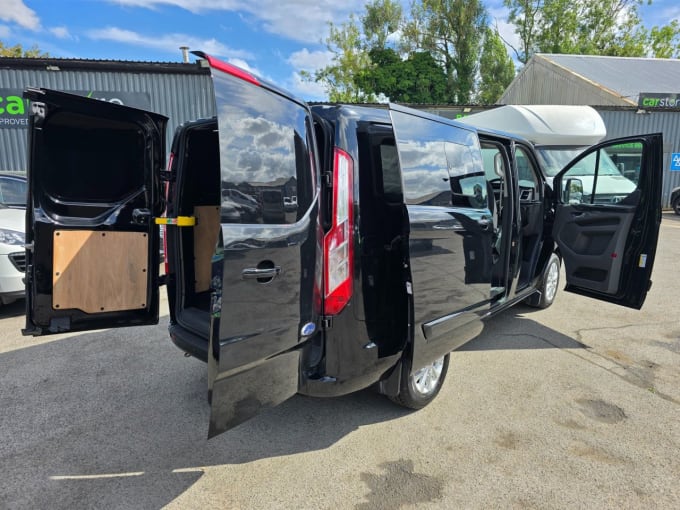 2025 Ford Transit Custom
