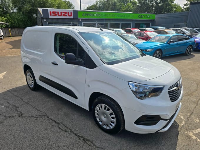 2025 Vauxhall Combo