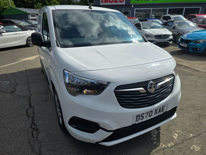 2025 Vauxhall Combo