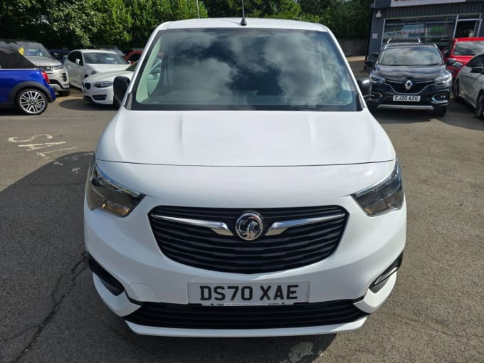 2025 Vauxhall Combo