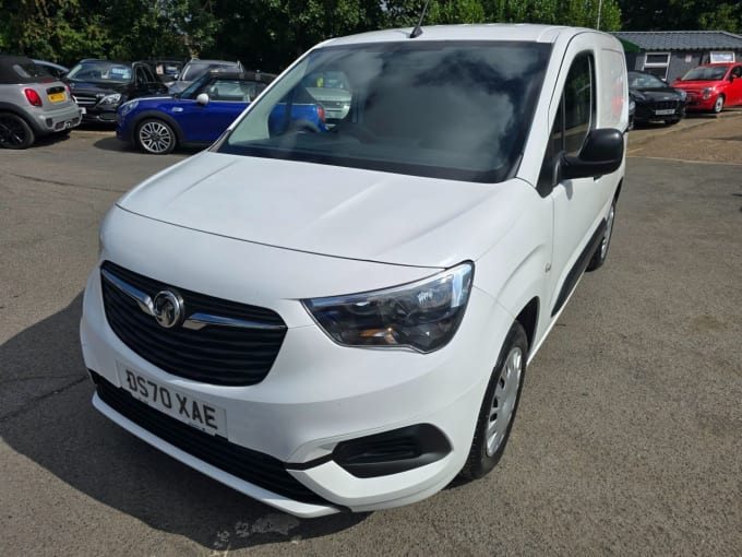 2025 Vauxhall Combo