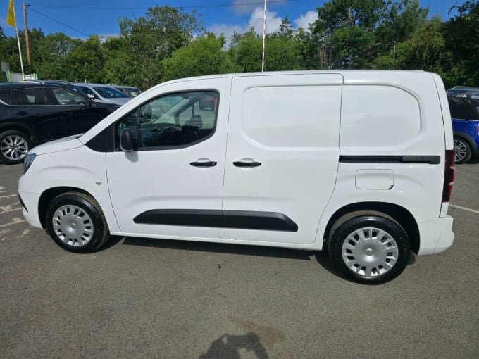 2025 Vauxhall Combo