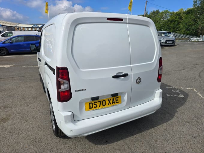 2025 Vauxhall Combo