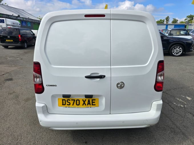 2025 Vauxhall Combo