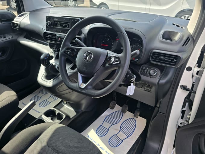2025 Vauxhall Combo