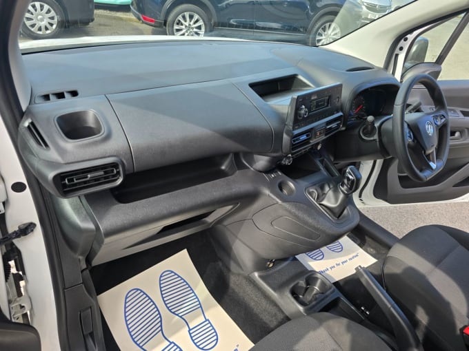 2025 Vauxhall Combo