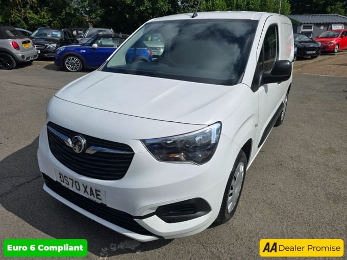 2025 Vauxhall Combo