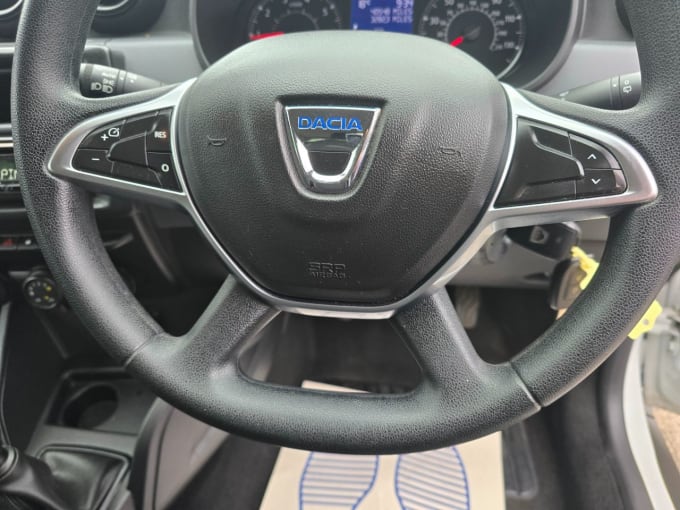 2025 Dacia Duster