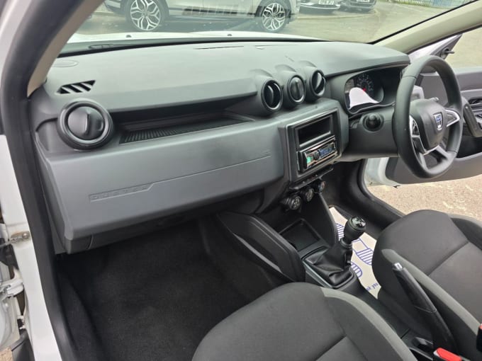 2025 Dacia Duster