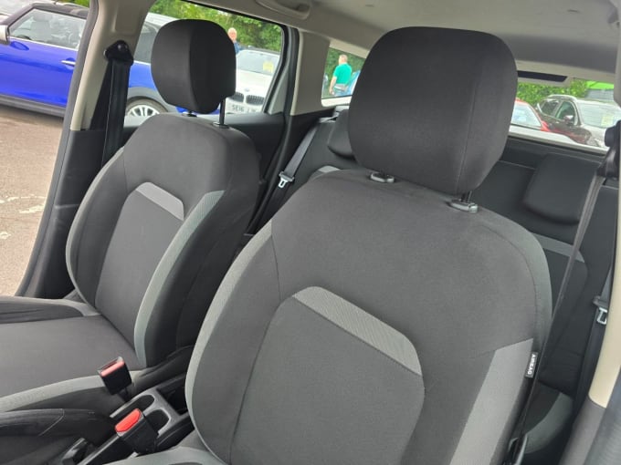 2025 Dacia Duster
