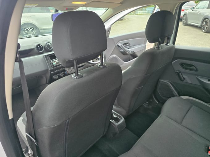 2025 Dacia Duster