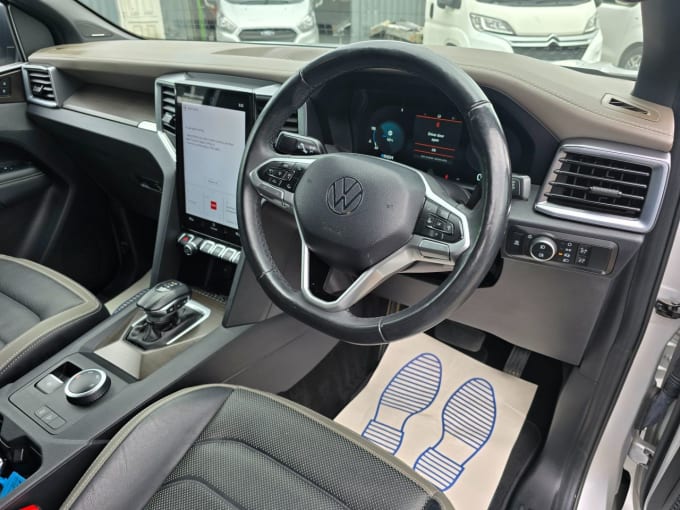 2025 Volkswagen Amarok