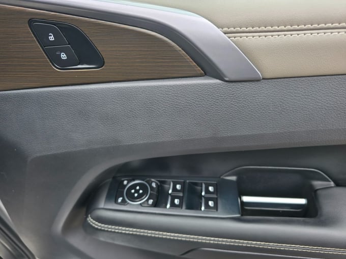 2025 Volkswagen Amarok