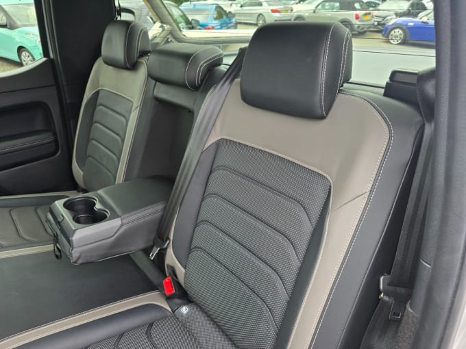 2025 Volkswagen Amarok