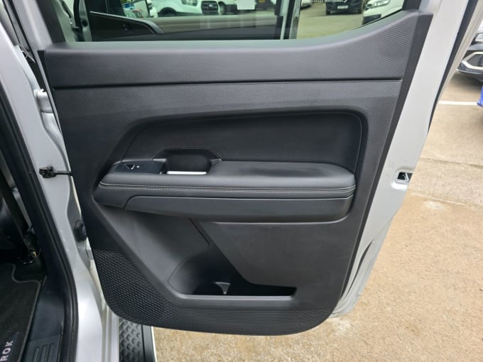 2025 Volkswagen Amarok