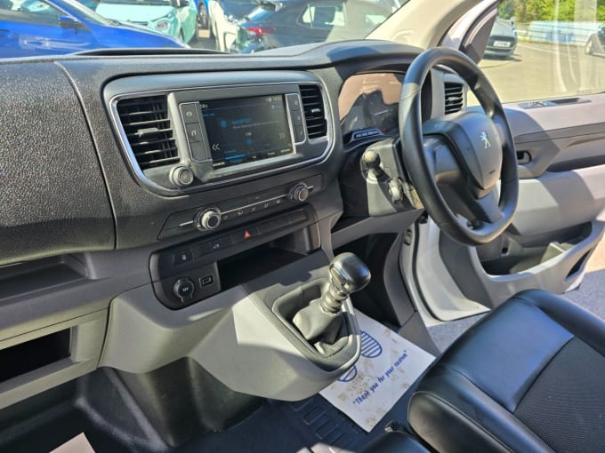 2025 Peugeot Expert
