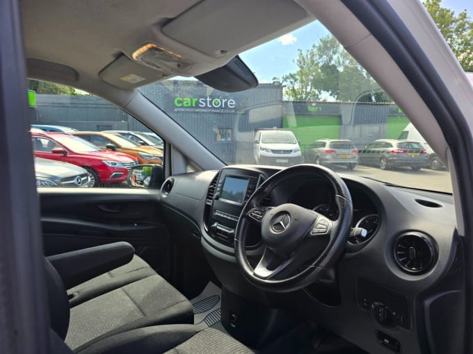2025 Mercedes-benz Vito