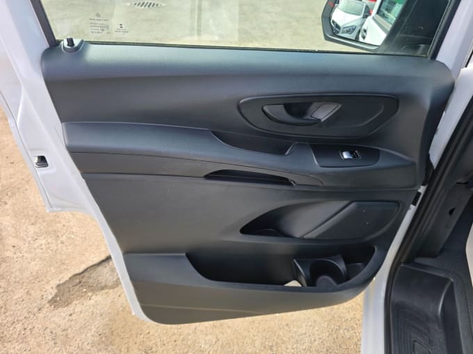 2025 Mercedes-benz Vito