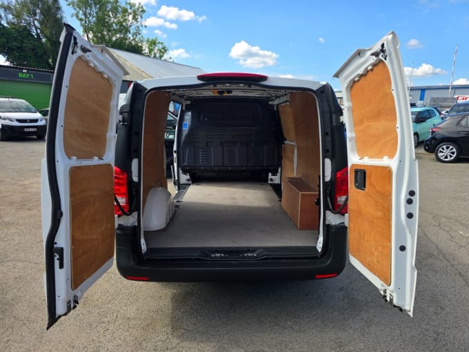 2025 Mercedes-benz Vito