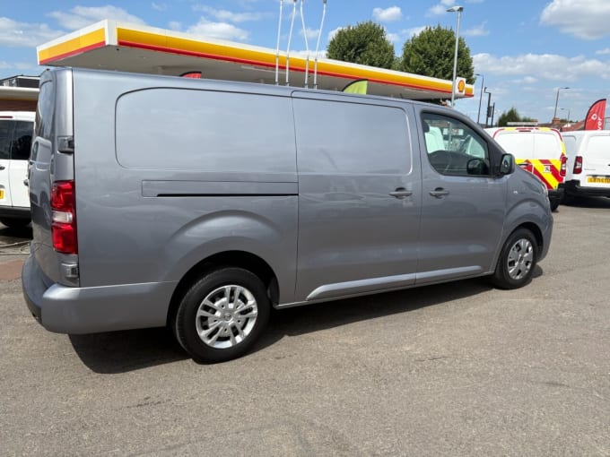 2025 Vauxhall Vivaro