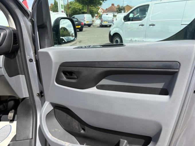 2025 Vauxhall Vivaro
