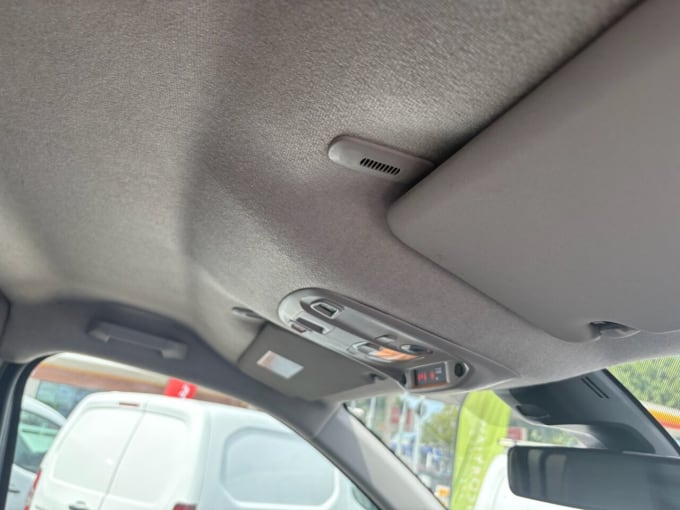 2025 Vauxhall Vivaro