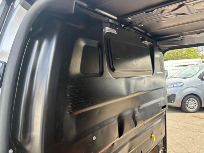 2025 Vauxhall Vivaro