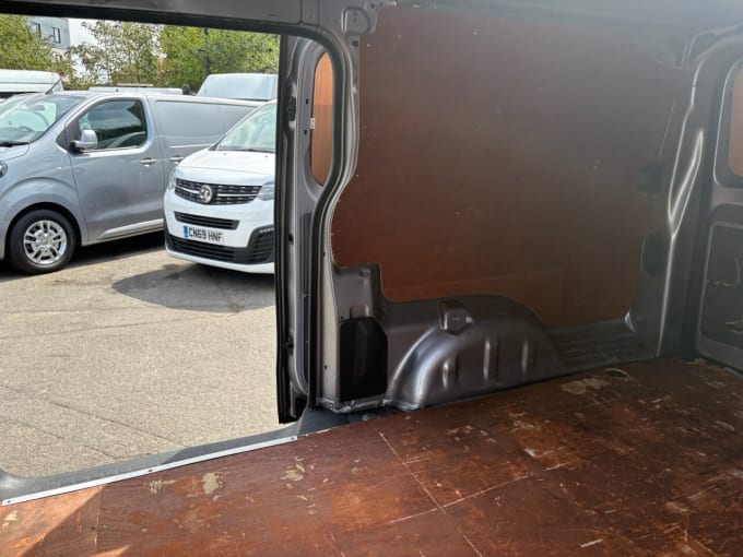 2025 Vauxhall Vivaro