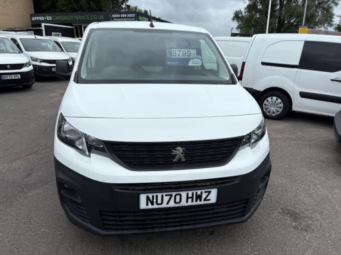 2025 Peugeot Partner