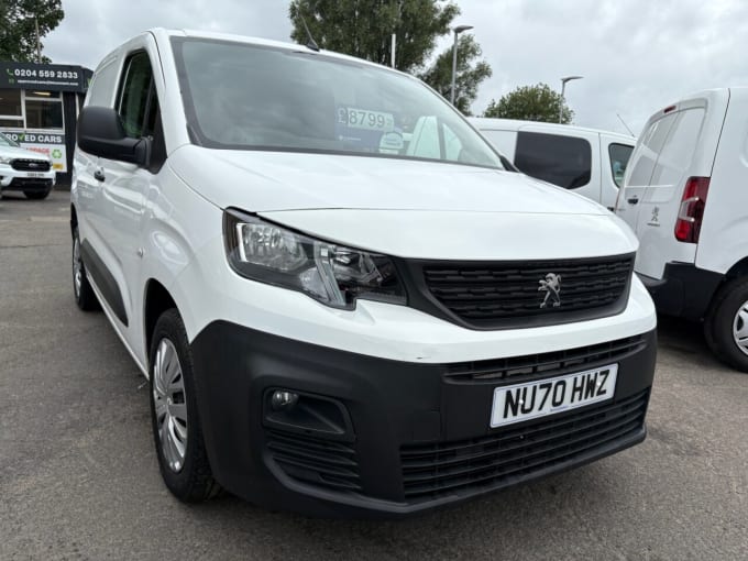 2025 Peugeot Partner