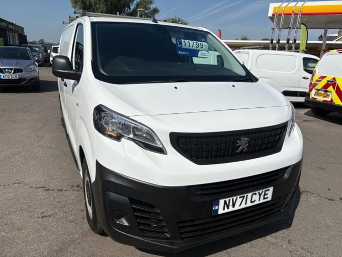 2025 Peugeot Expert