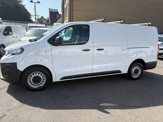2025 Peugeot Expert