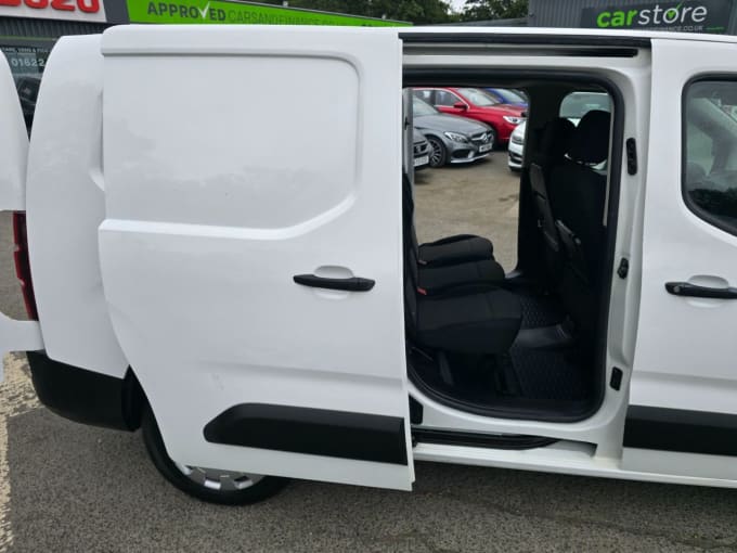 2025 Peugeot Partner