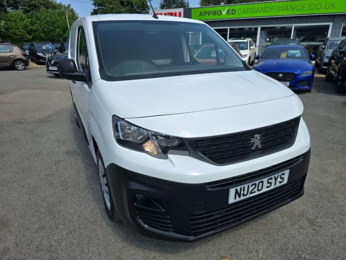 2025 Peugeot Partner