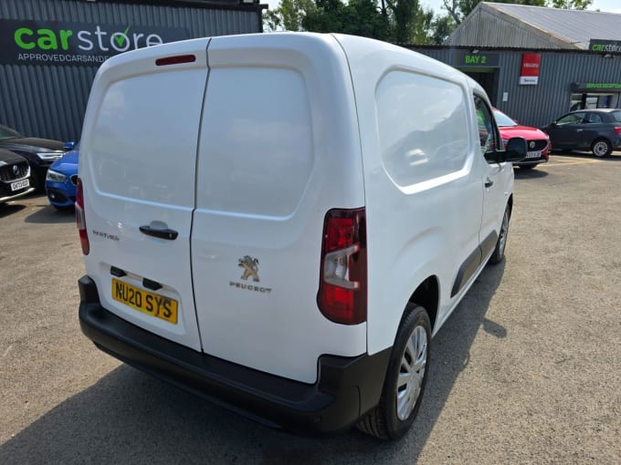 2025 Peugeot Partner