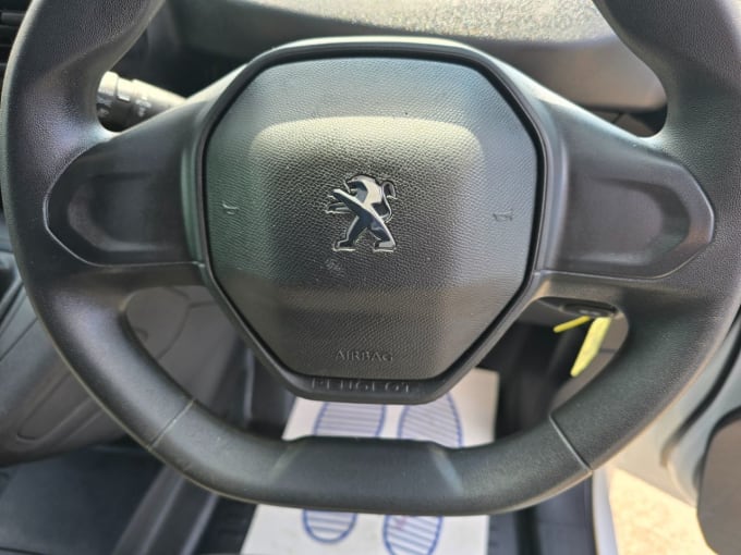 2025 Peugeot Partner