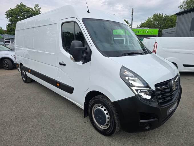 2025 Vauxhall Movano