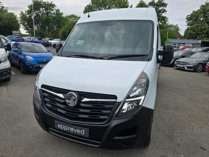 2025 Vauxhall Movano