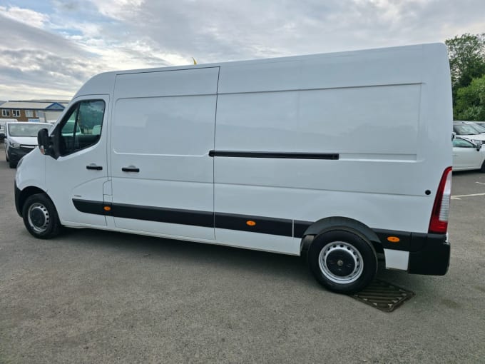 2025 Vauxhall Movano