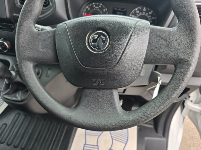 2025 Vauxhall Movano