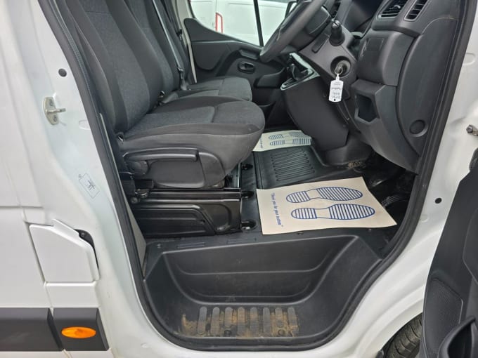 2025 Vauxhall Movano